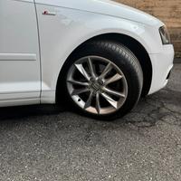Cerchi audi 17 con gomme nuove nexen