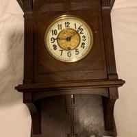 Antica pendola  da muro