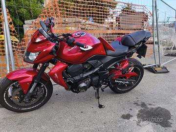 Kawasaki z750 depotenziata a libretto INCIDENTATA