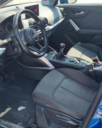 Audi q2 1.6. TDI  (116)cv  blu ara 