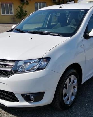 Dacia Sandero benzina Finanziaria senza busta paga