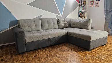 Divano letto tre posti con penisola e cassettone (