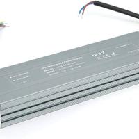 n. 2 alimentatori 12v 8.5 A ip67