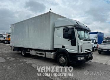 IVECO 120E28 CON FURGONE 7,40 MT