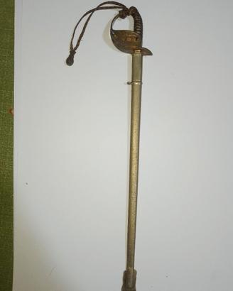 Riproduzione/miniatura di sciabola da ufficiale