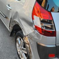 renault scenic 1,5 tdi 