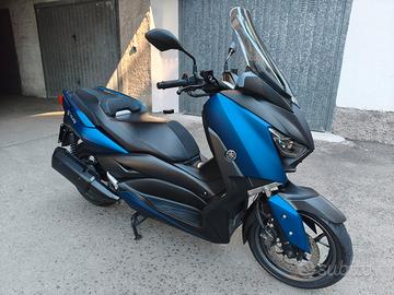 Yamaha xmax 300