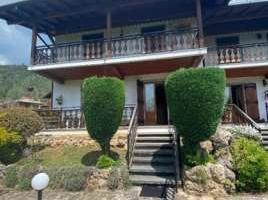 Porzione di villa a Fino del Monte (BG)