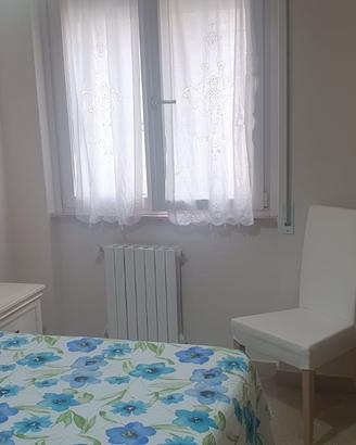 1 stanza matrimoniale a studentessa, Pescara-Unive