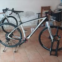 Bici full carbon leggerissima 29