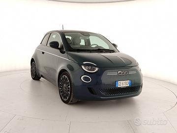 Fiat 500e Berlina 42 kWh La Prima