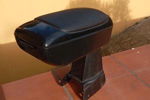 bracciolo universale per auto