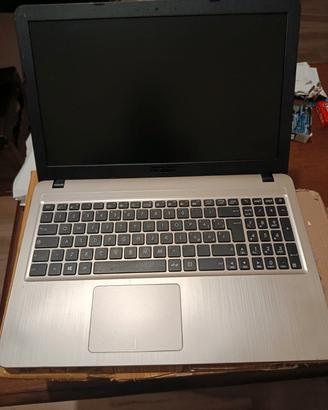 lotto notebook perfettamente funzionanti 