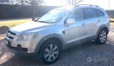 Suv Captiva 7 posti gancio traino