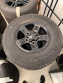 Gomme Land Rover Defender