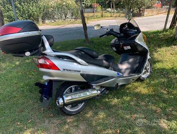Suzuki burgman 400