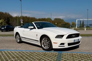 Ford Mustang 2014 Cabrio PonyPack 3.7 V6 – 250 CV