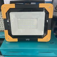 Proiettore a LED a batteria NUOVO