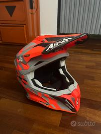 Casco motocross airoh