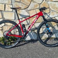 MTB Focus Raven 8.8  29"