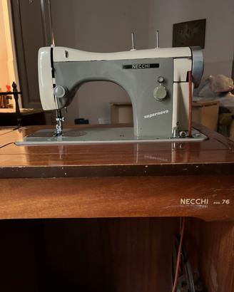 Macchina per cucire Necchi supernova 76
