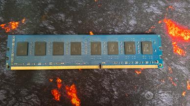 Scheda RAM SKHynix 8GB 1600 mHz