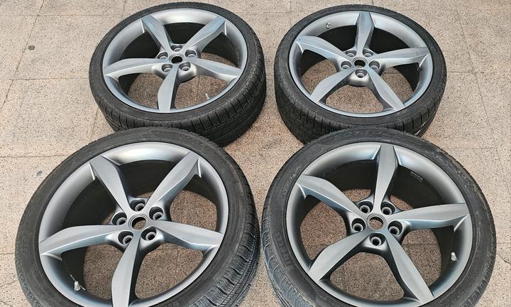 Cerchi in lega Ferrari Portofino originali 