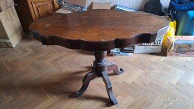 tavolo fine 800 intarsiato antiquariato