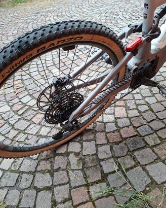 focus jam2 750  wh