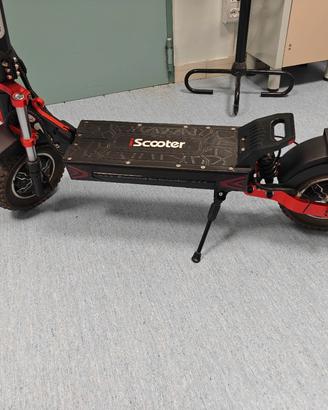 iScooter ix8 pari al nuovo 