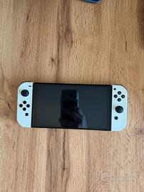 Nintendo Switch OLED - Pari al nuovo