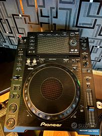 Cdj 2000