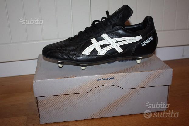 Scarpe da hotsell calcio asics testimonial