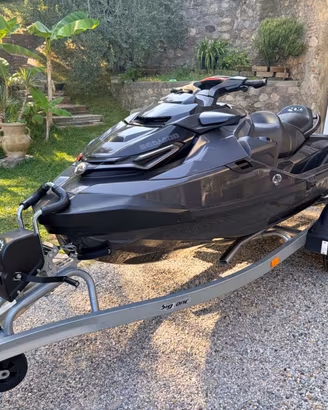 Sea doo 300 rxt rs triple black con carrello