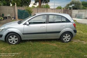 Kia rio anno 2007