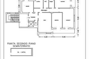 Ampio appartamento con ascensore e doppi servizi