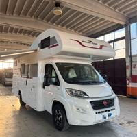 CAMPER MANSARDATO 8 POSTI