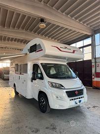 CAMPER MANSARDATO 8 POSTI