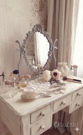 Specchio Barocco in veste Shabby Chic