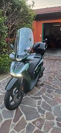 SH 150 Vetro 2024