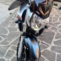 Suzuki GSR 600