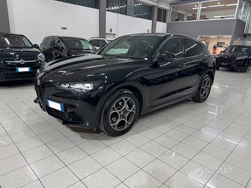 Stelvio 2.2Td 210cv AT8 Q4 Sprint My 23 SUPER BELL