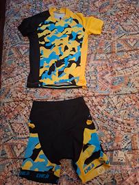 completo bimbo per bici con altro pantaloncino 