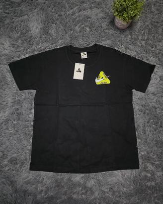 T-Shirt Nike x Palace Tri Swoosh Nera M e L