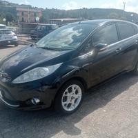 Ford Fiesta Ikon 1.4 TDCi 70CV 5 porte