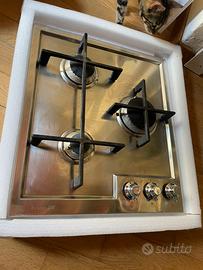 Piano a cottura a 3 fuochi