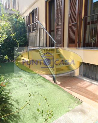 Appartamento con giardinetto