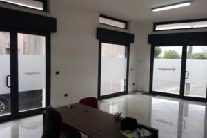 Locale uso ufficio-commerciale a Matino