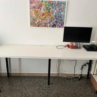 Scrivania IKEA 2 metri, altezza regolabile
