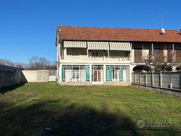 CASA SEMINDIPENDENTE A SAN MAURIZIO CANAVESE